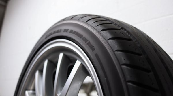 Top 10 opciones de neumáticos 235/45 r18 a precios competitivos