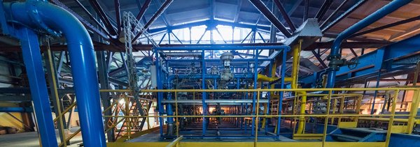 ¿Cómo hacer que un baño estrecho sea más funcional y estético?